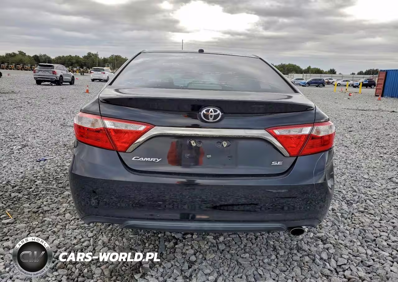 2015 Toyota Camry Le VIN:4T1BF1FK1FU103947 - 6