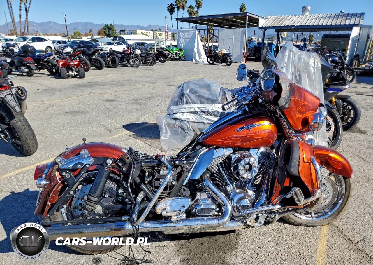 2010 Harley Davidson Flhtcuse5