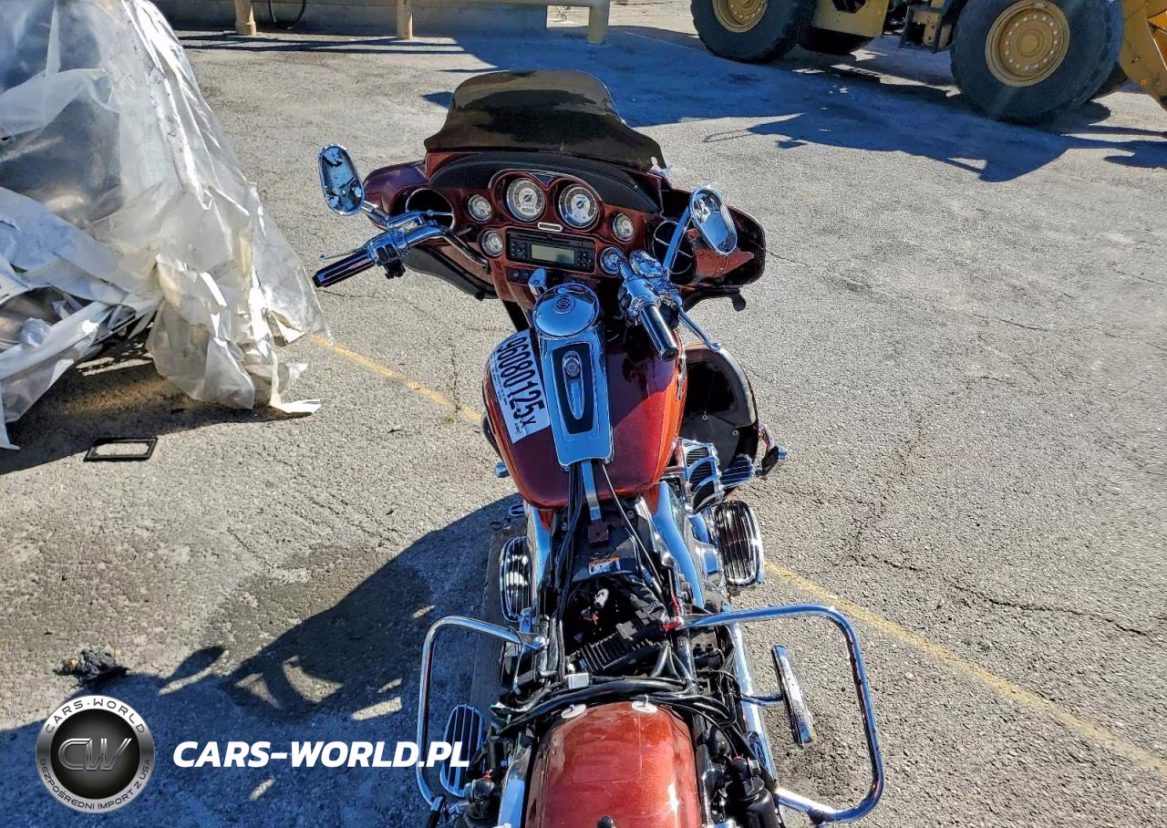 2010 Harley Davidson Flhtcuse5 VIN:1HD1PR819AB952789 - 6