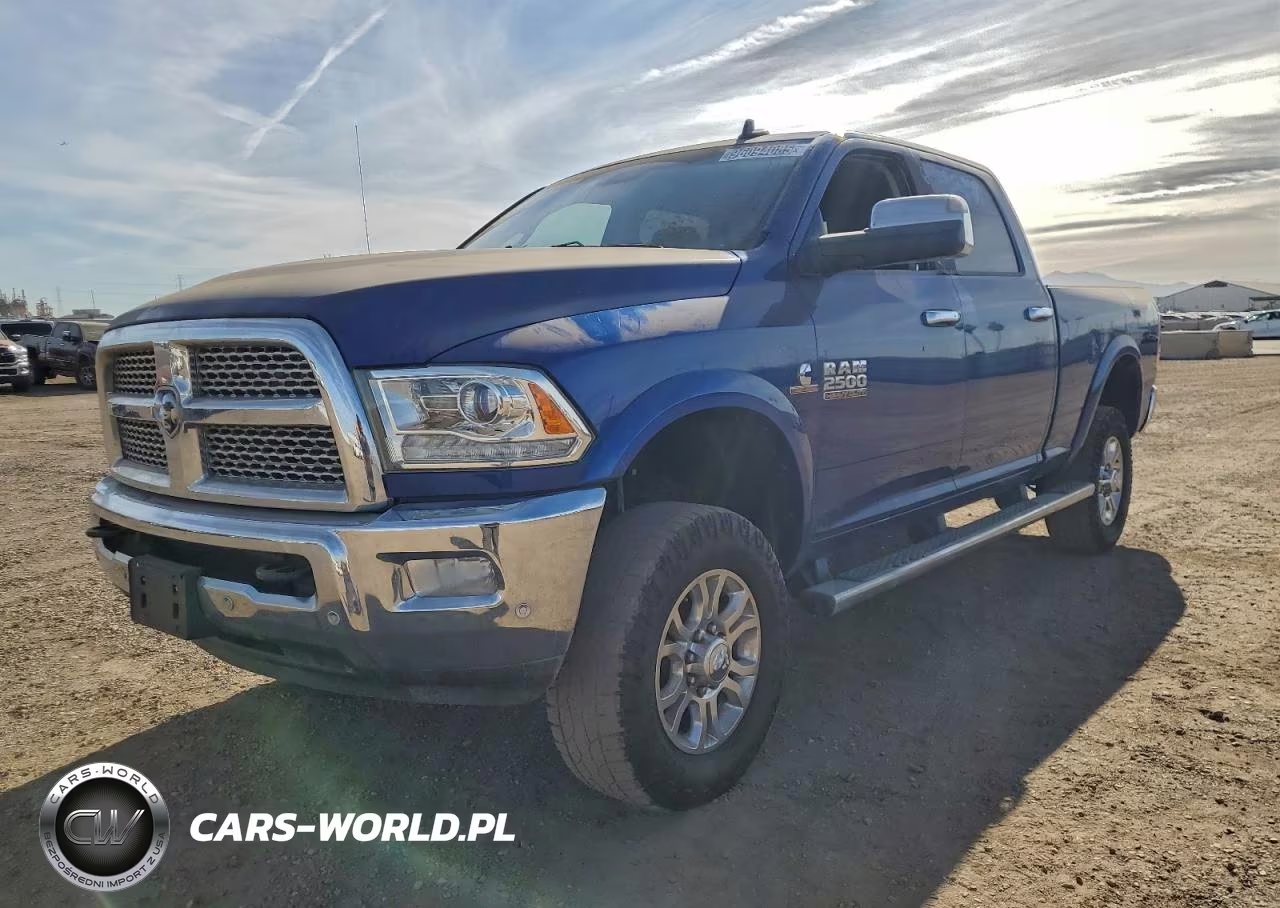 2016 Ram 2500 Laramie VIN:3C6UR5FL4GG369365 - 1