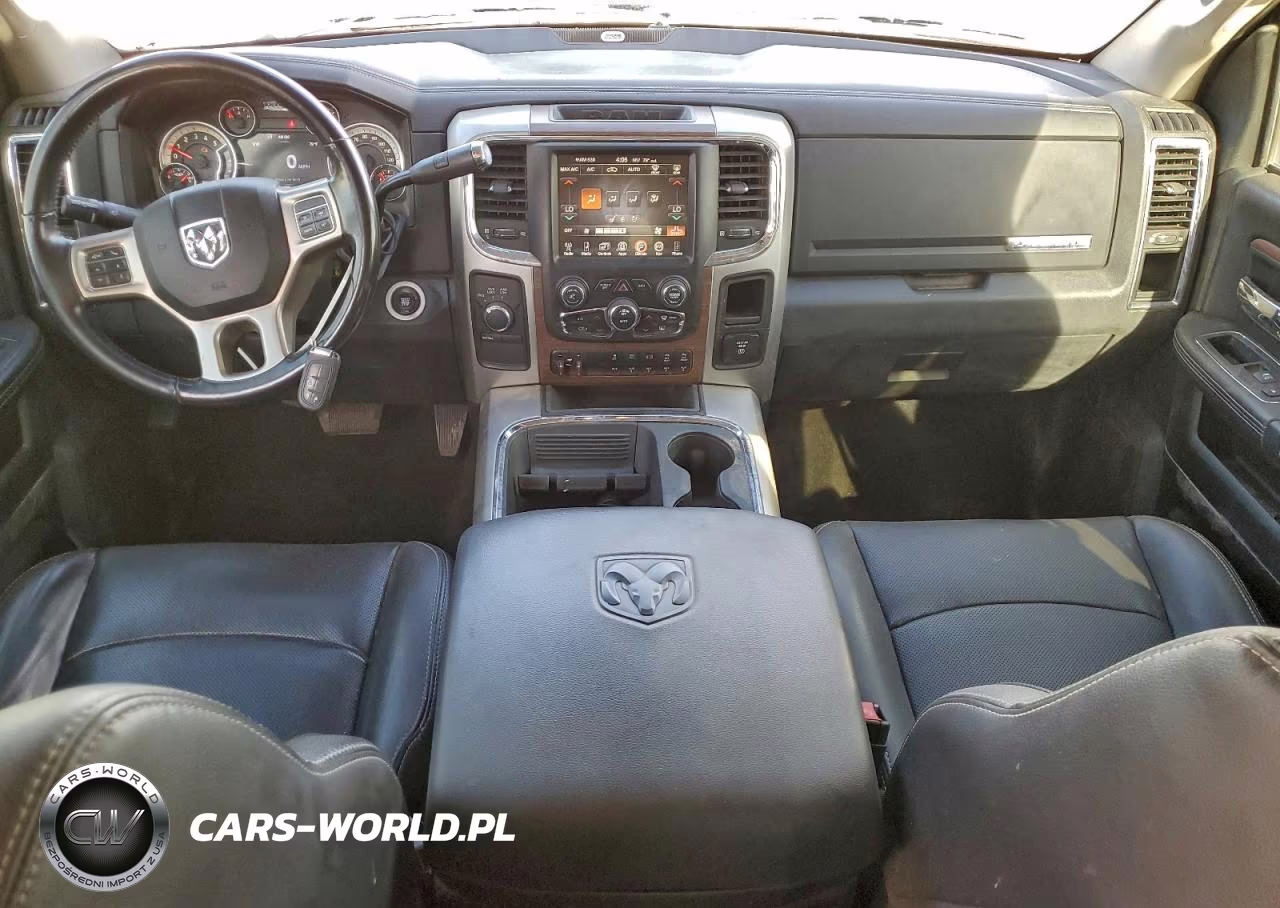 2016 Ram 2500 Laramie VIN:3C6UR5FL4GG369365 - 8