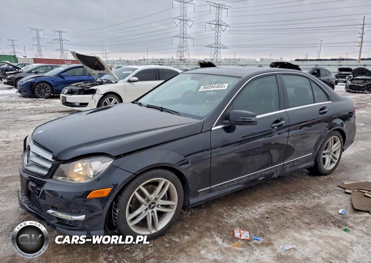 2012 Mercedes Benz C 300 4Matic