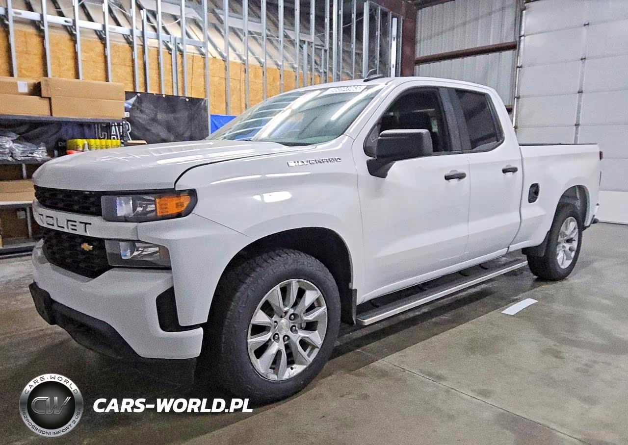 2020 Chevrolet Silverado C1500 Custom