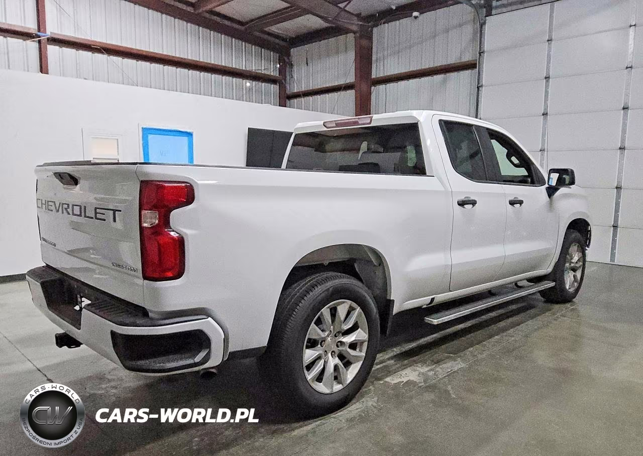 2020 Chevrolet Silverado C1500 Custom VIN:1GCRWBEK0LZ217267 - 3