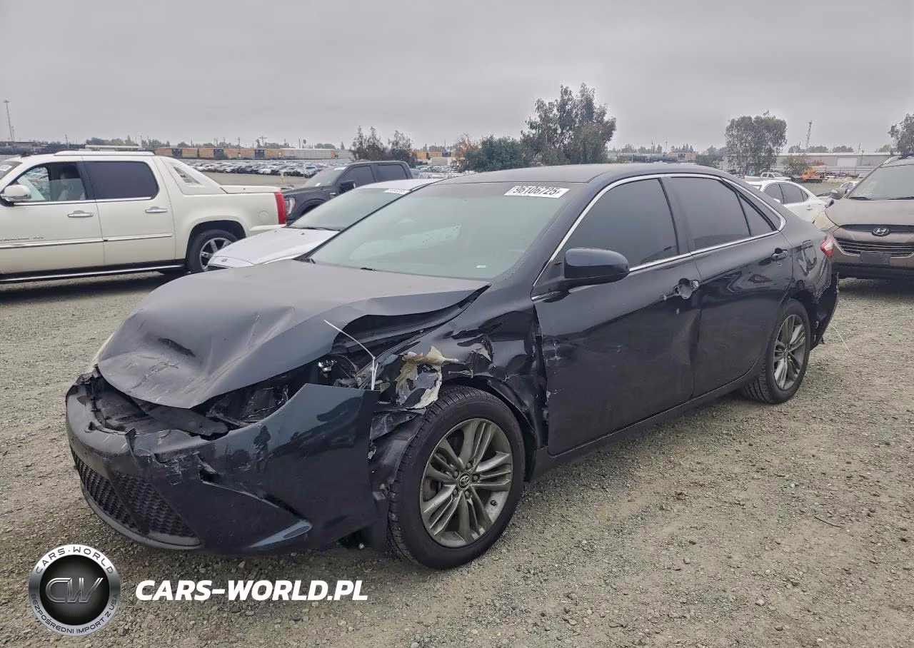2015 Toyota Camry Le
