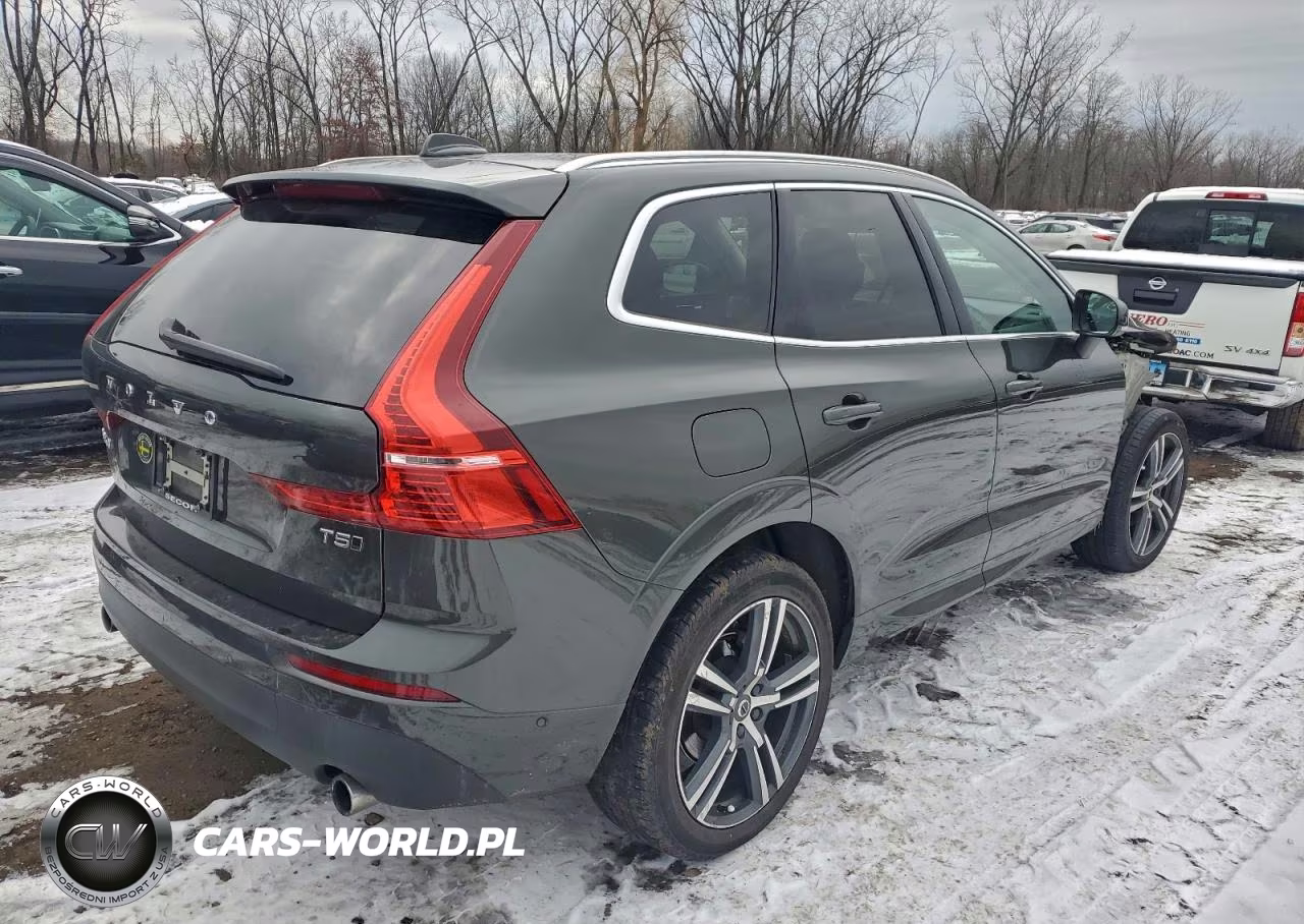 2019 Volvo Xc60 T5 VIN:LYV102RK9KB192416 - 3
