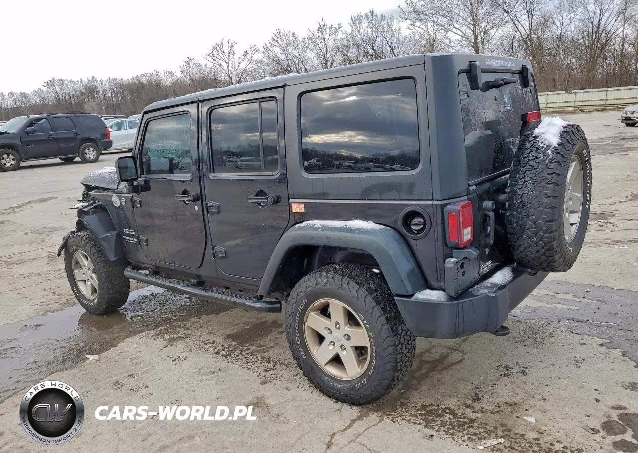 2014 Jeep Wrangler Unlimited Sport VIN:1C4BJWDG4EL100379 - 2