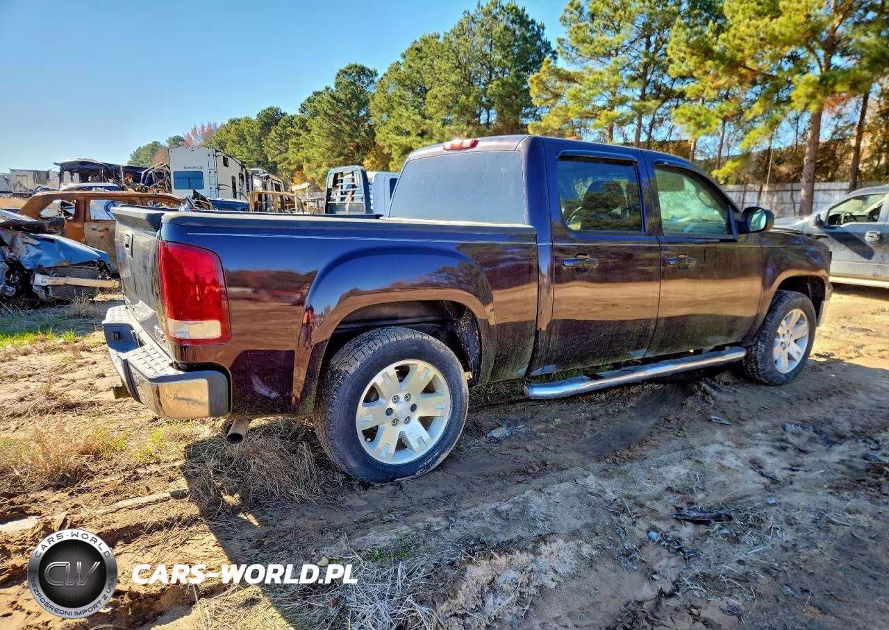 2008 GMC Sierra C1500 VIN:2GTEC13J381221096 - 3