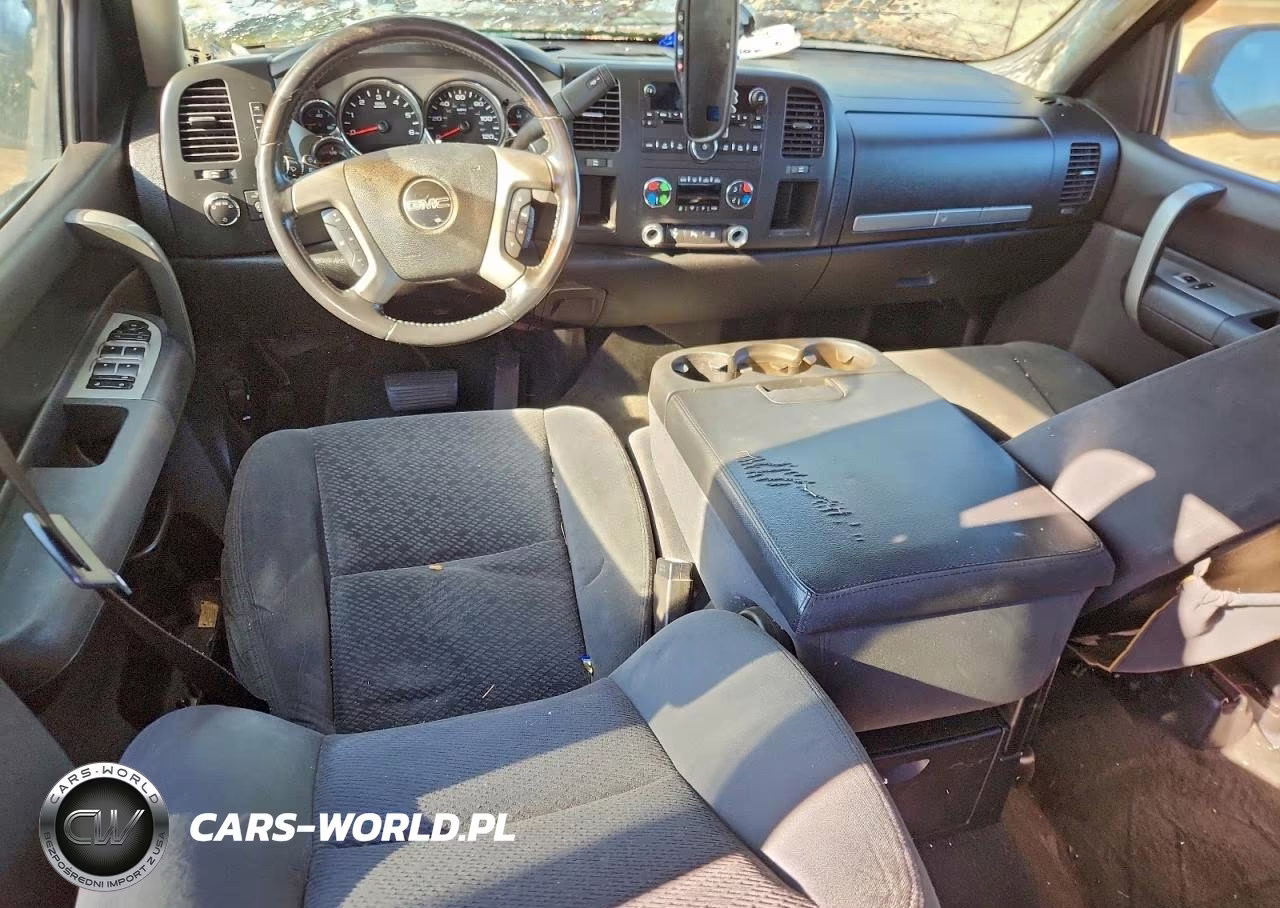 2008 GMC Sierra C1500 VIN:2GTEC13J381221096 - 8