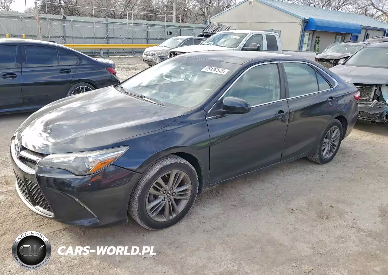 2015 Toyota Camry Le