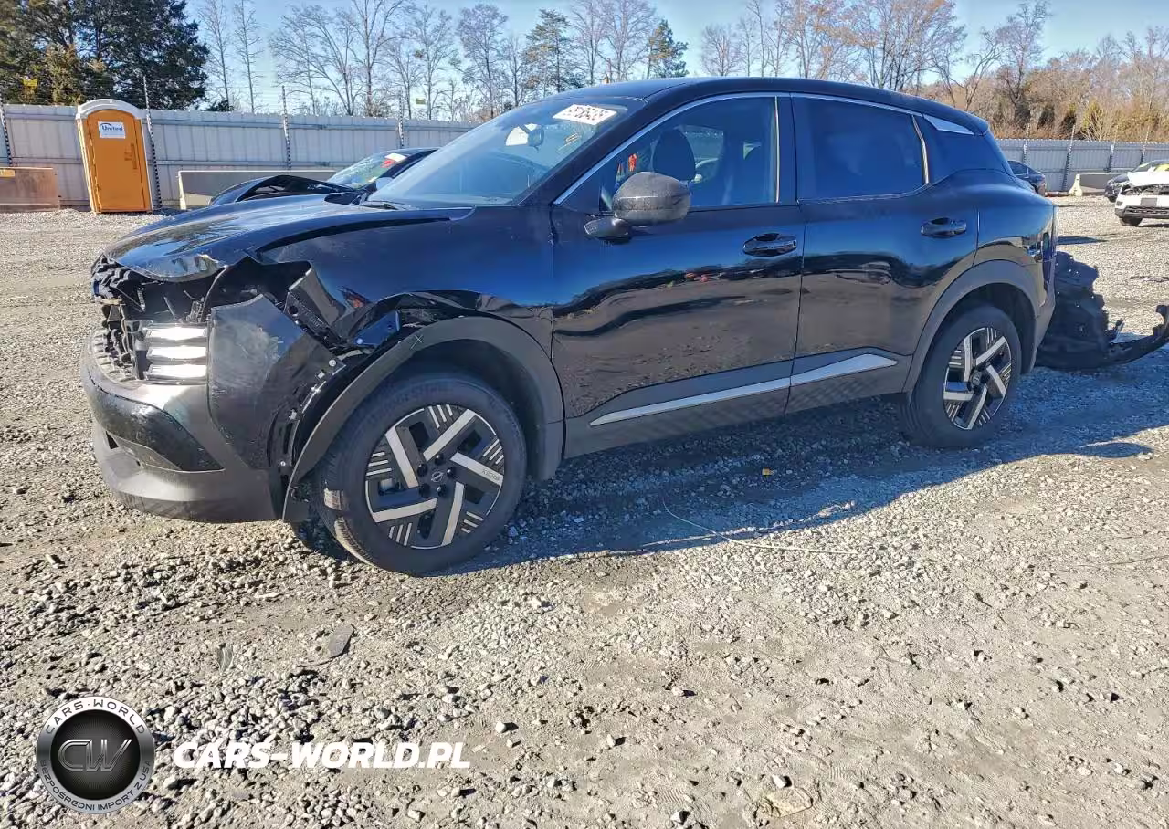 2025 Nissan Kicks Sv