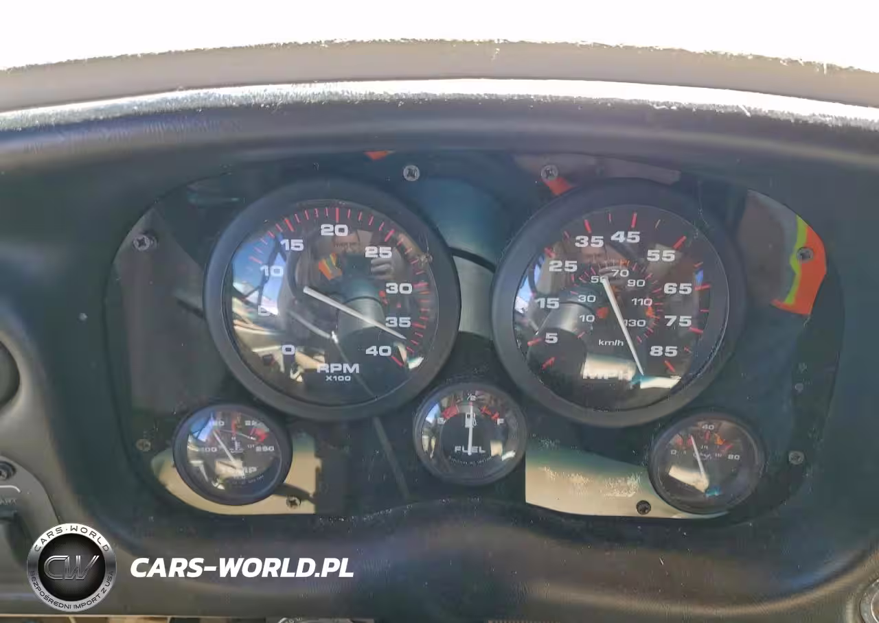 1997 Roadmaster Rail Executive Signature VIN:1RF120613V1013012 - 8