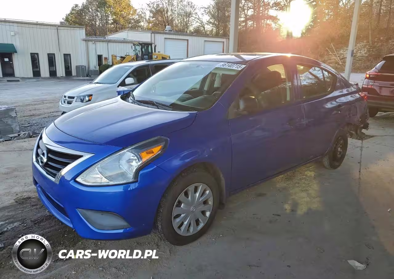 2015 Nissan Versa S