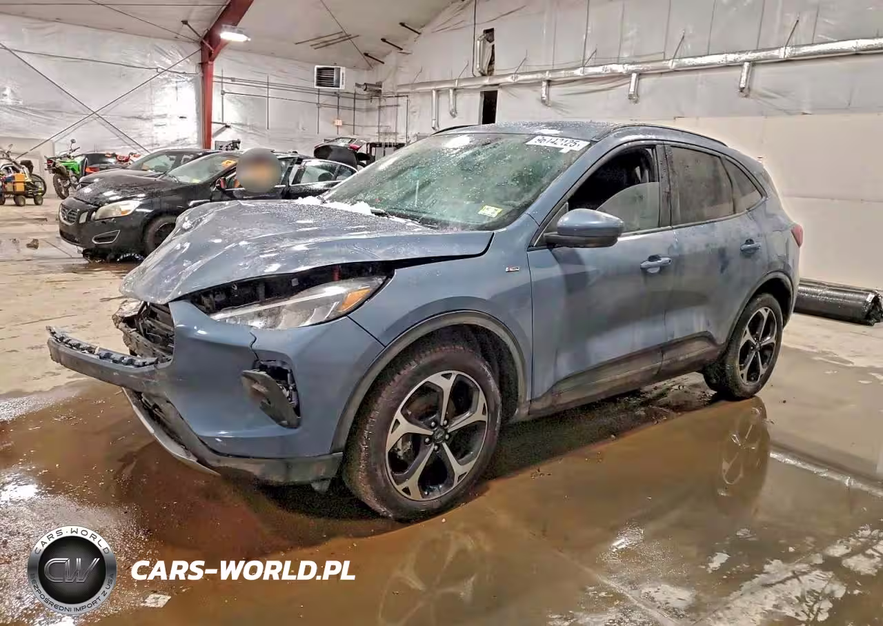 2025 Ford Escape St Line Select