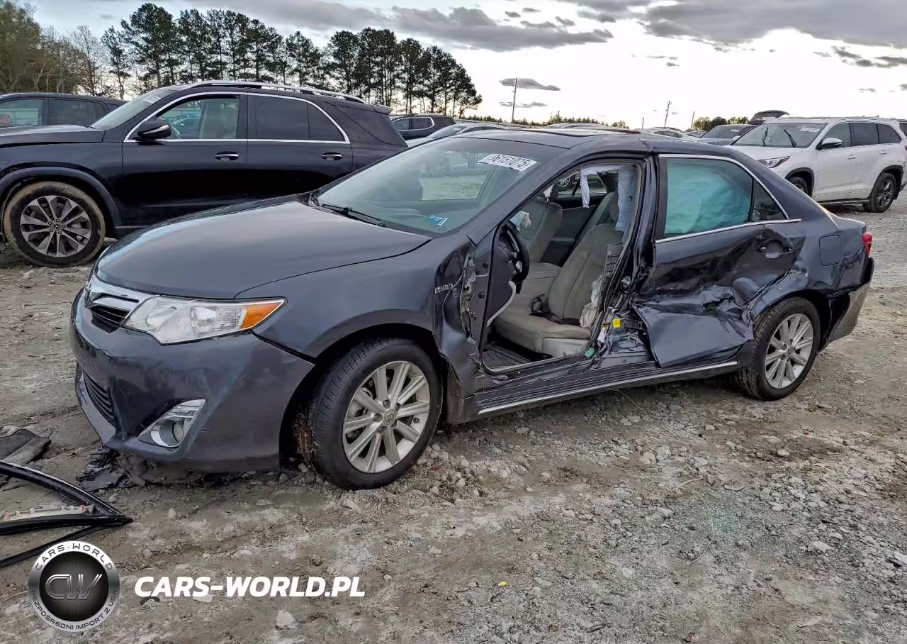 2012 Toyota Camry Hybrid