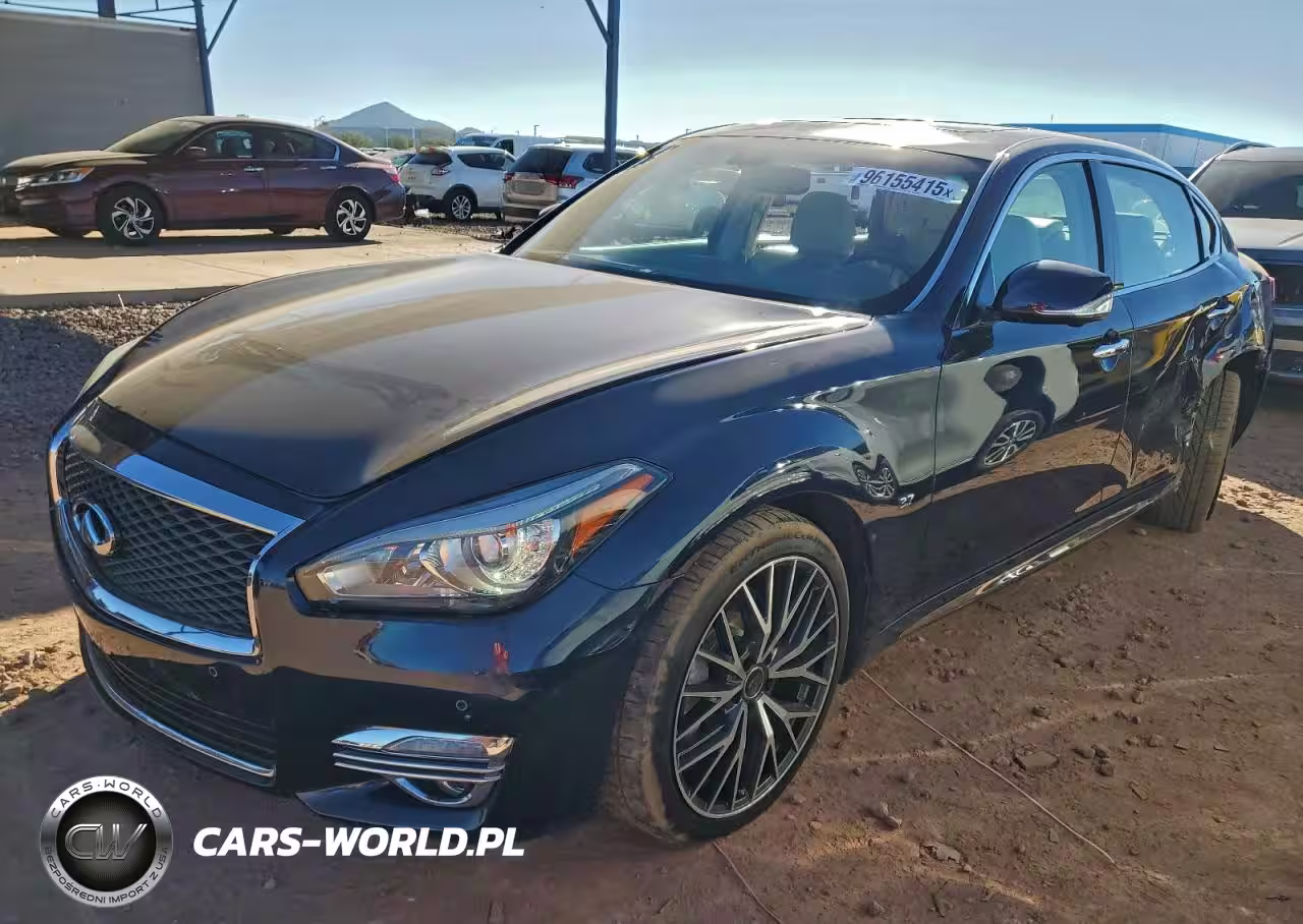2015 Infiniti Q70L 3.7