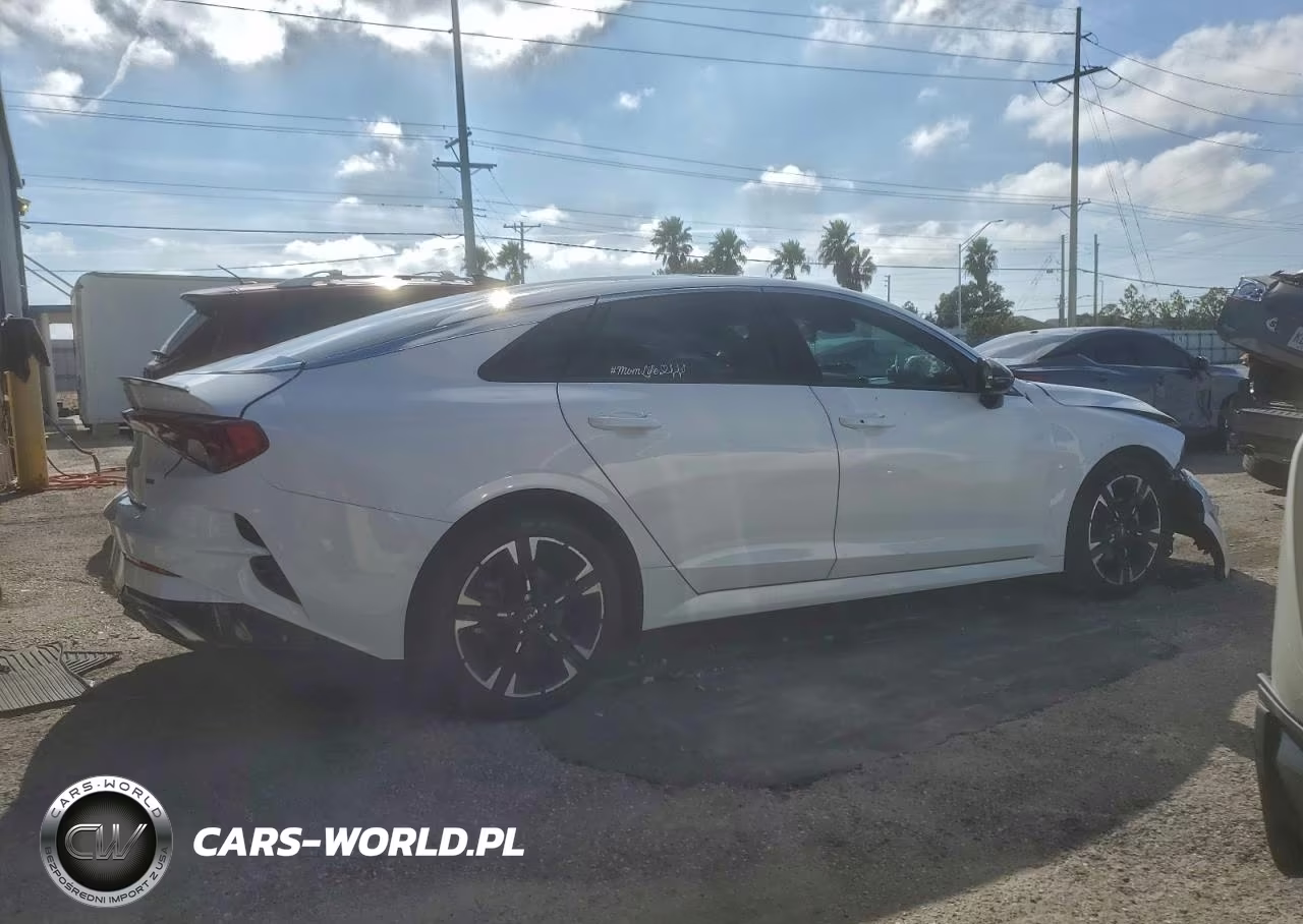 2023 Kia K5 Gt Line VIN:5XXG64J20PG209641 - 3