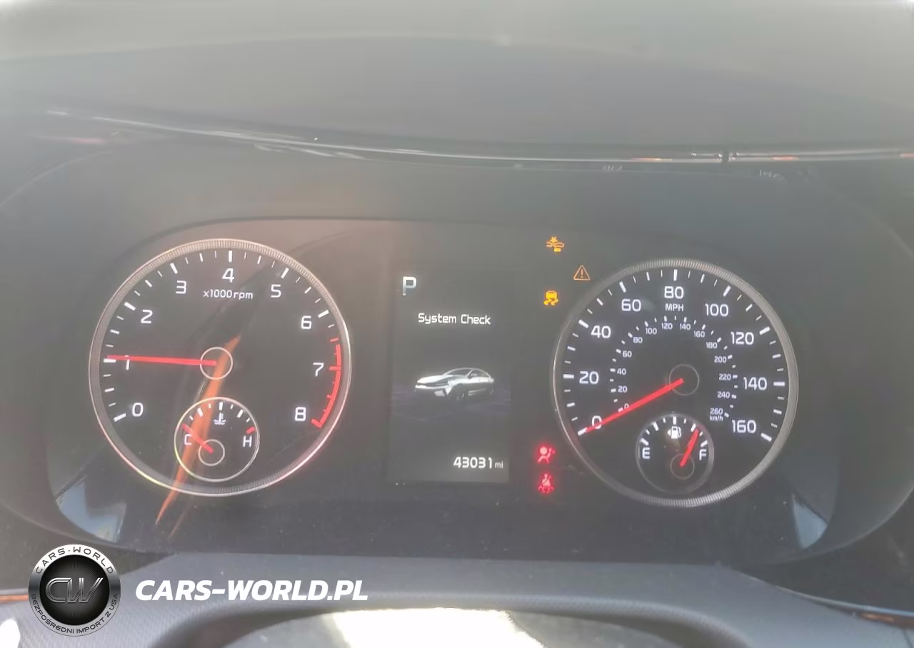 2023 Kia K5 Gt Line VIN:5XXG64J20PG209641 - 9