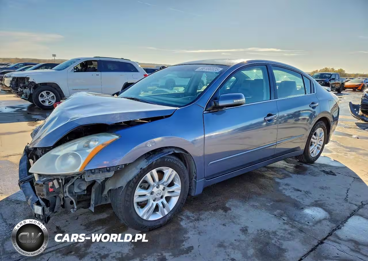 2012 Nissan Altima Base