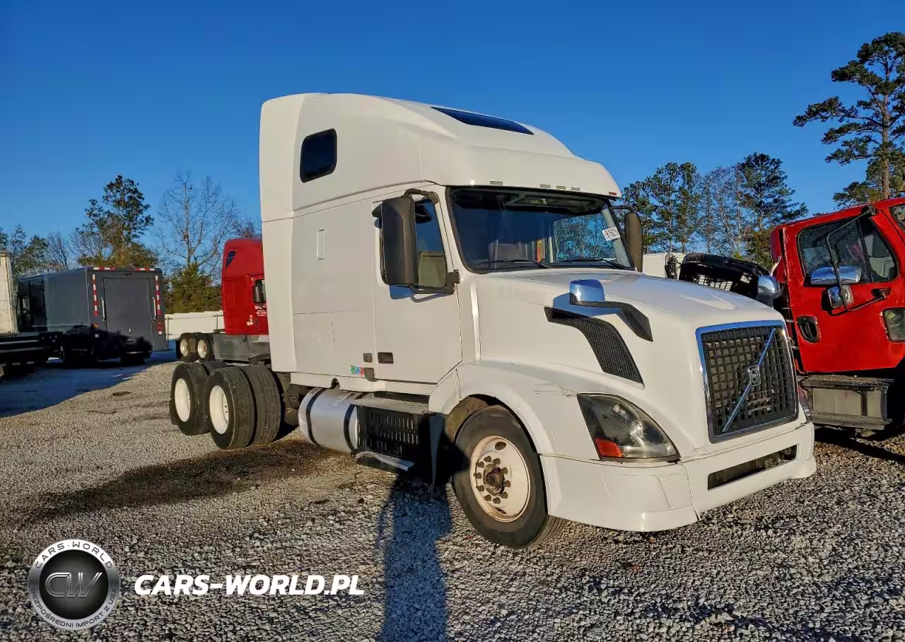 2013 Volvo Vnl Semi Truck