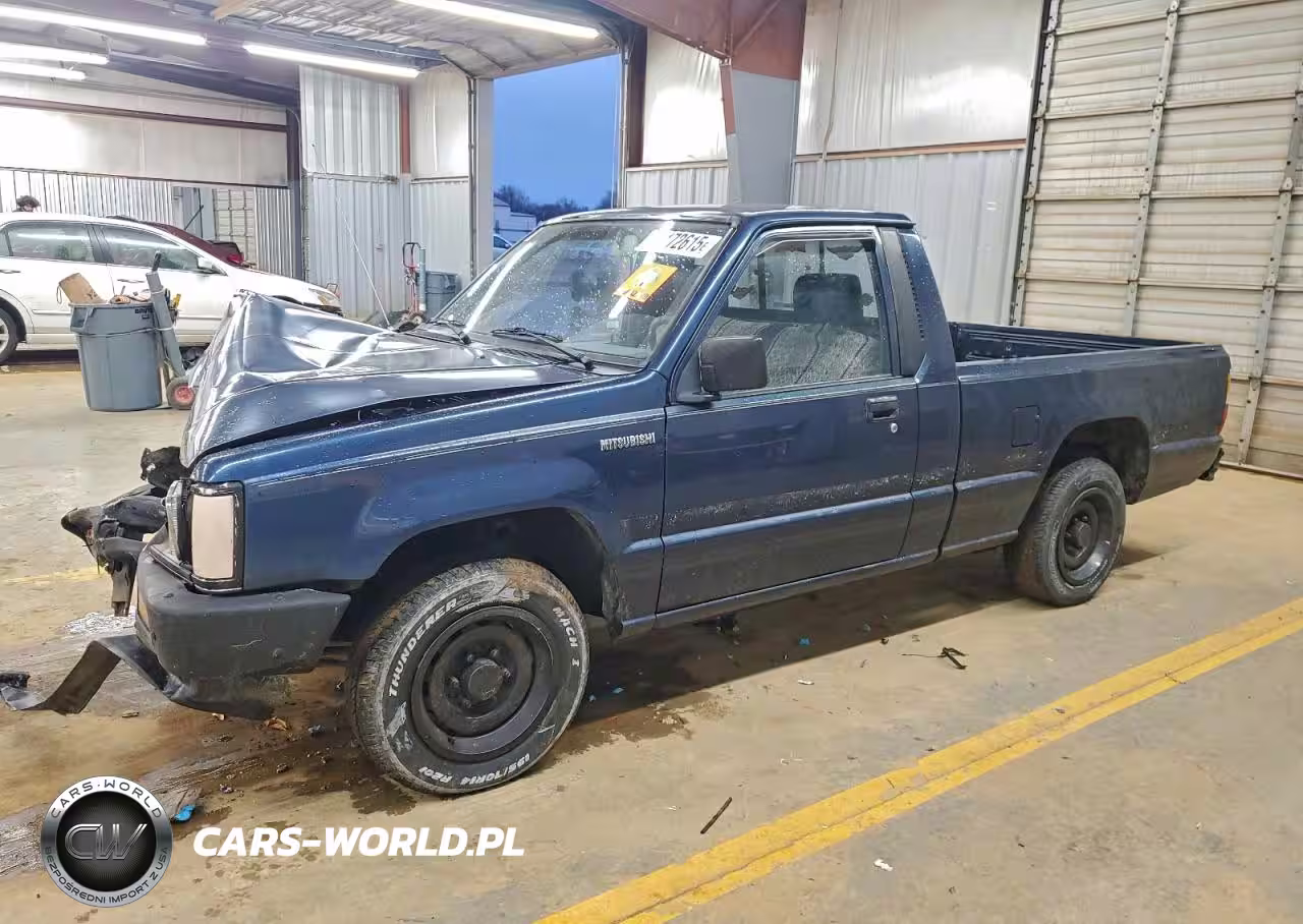 1988 Mitsubishi Mighty Max - S