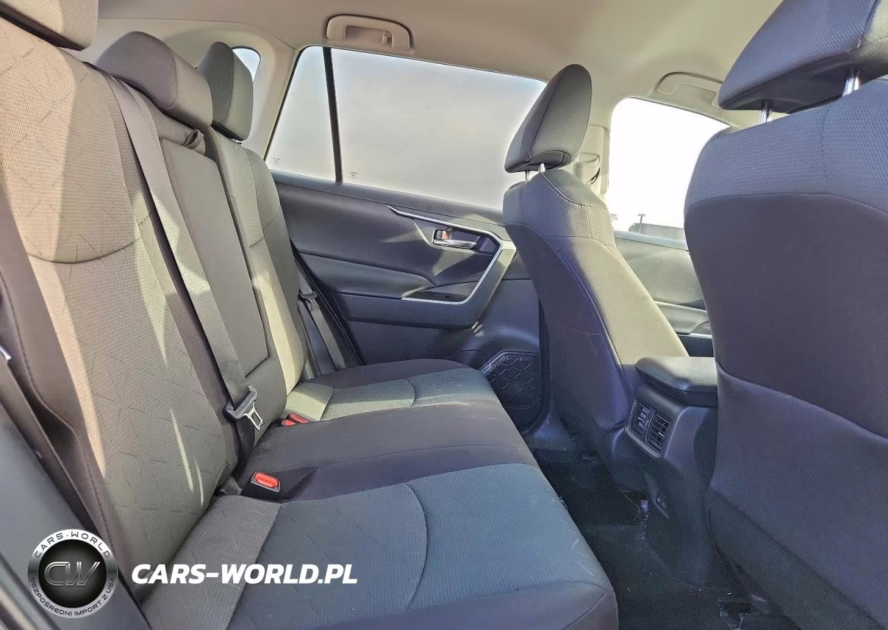 2024 Toyota Rav4 Xle VIN:2T3P1RFV6RC425770 - 11
