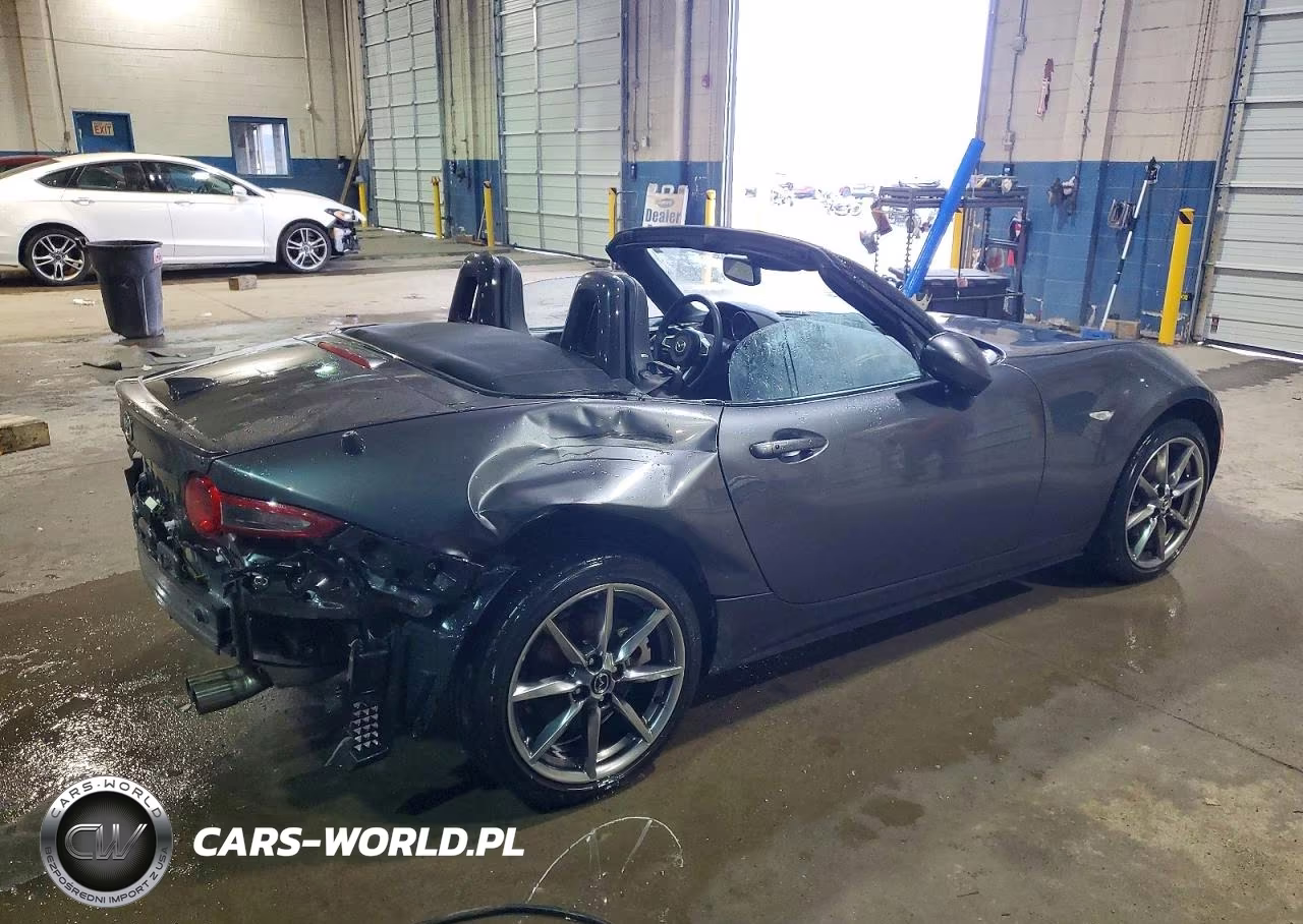 2023 Mazda Mx-5 Miata Grand Touring VIN:JM1NDAD76P0561224 - 3