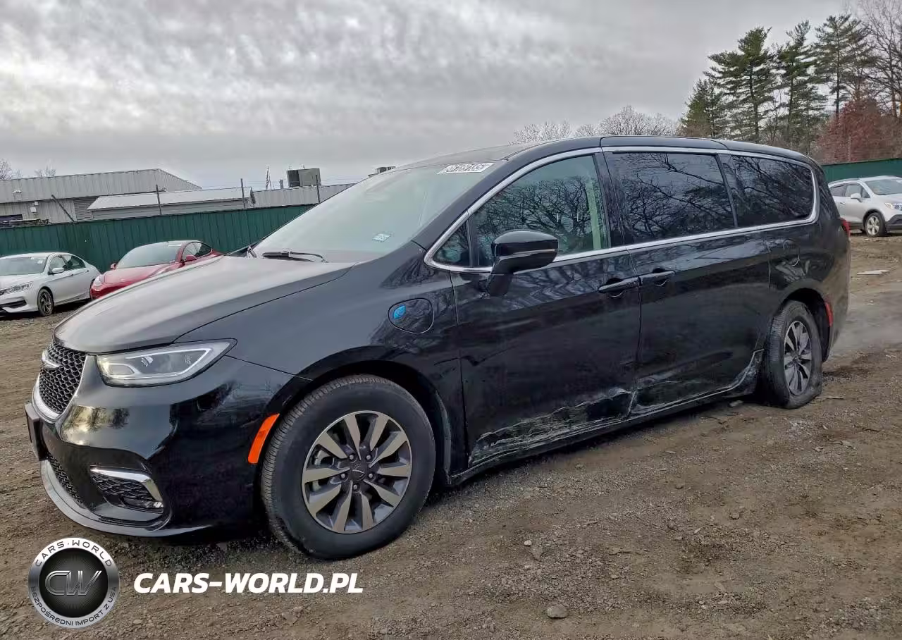 2024 Chrysler Pacifica Hybrid Select