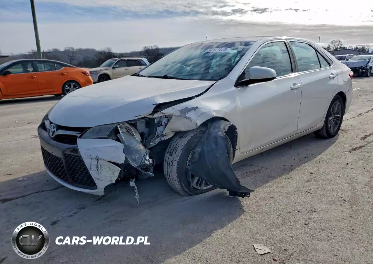 2016 Toyota Camry Le