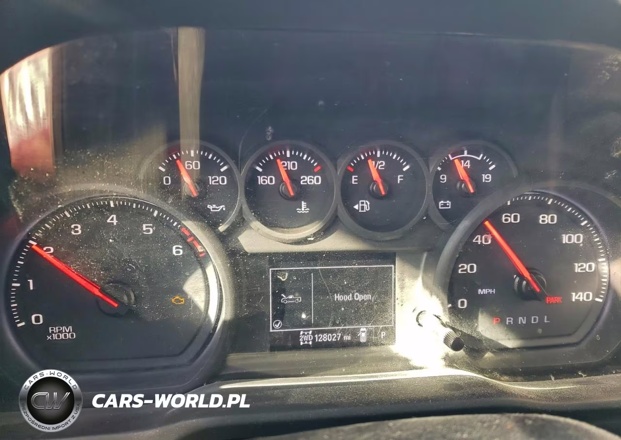 2023 Chevrolet Silverado Box Truck VIN:1GB3YSE76PF211609 - 9