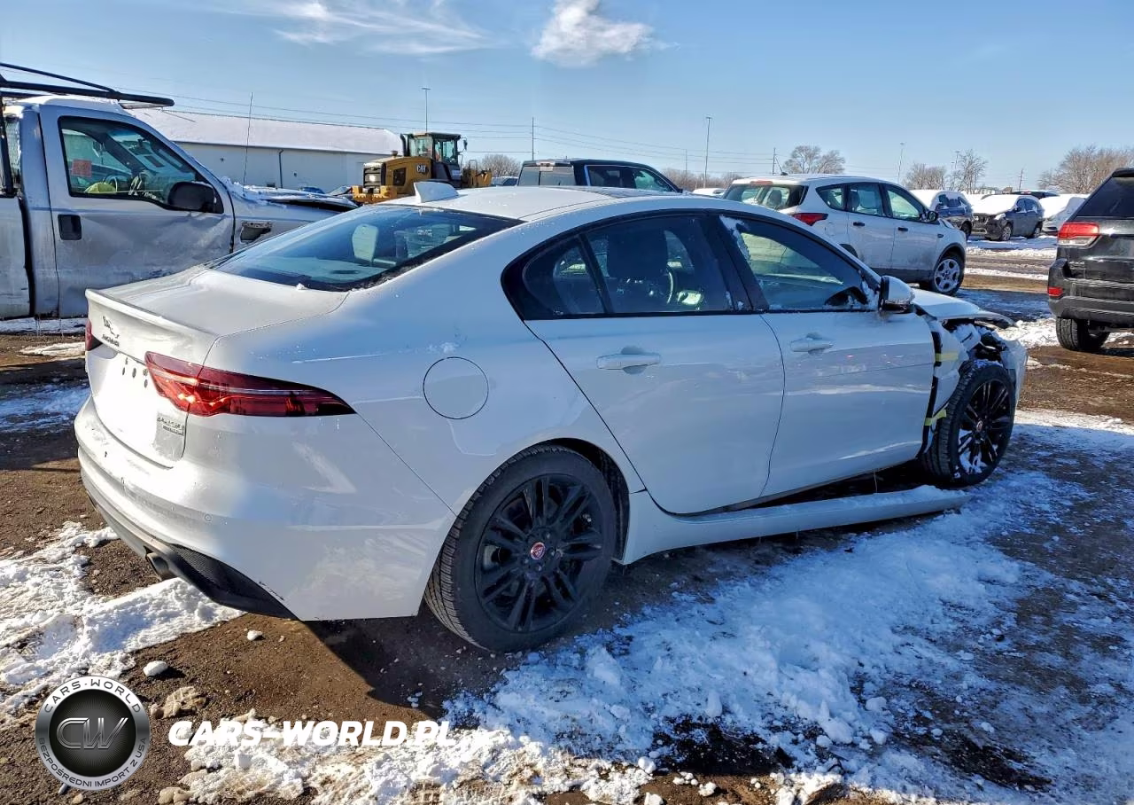 2020 Jaguar Xe S VIN:SAJAJ4FX2LCP61405 - 3