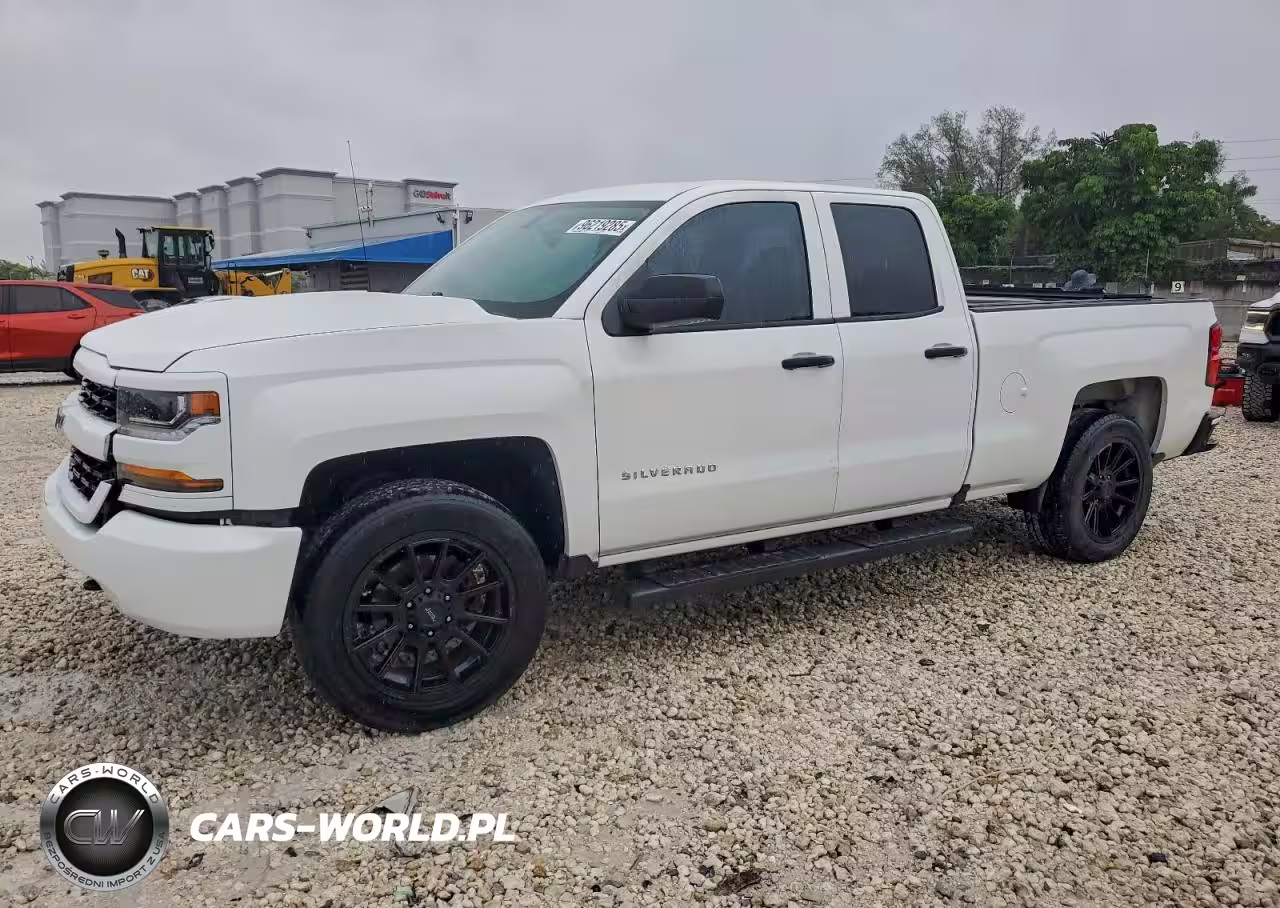 2016 Chevrolet Silverado C1500 Custom