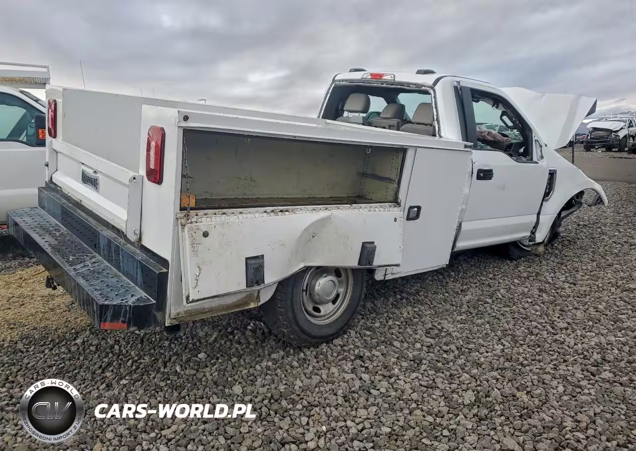 2022 Ford F250 Sd 2Wd V8 Ffv Reg Cab 6.2L Xl Utility - Service Body VIN:1FDBF2A69NEE23459 - 3