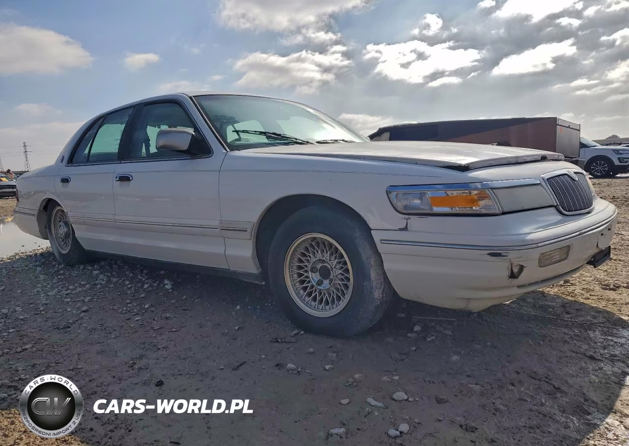 1996 Mercury Grand Marquis Ls VIN:2MELM75W0TX670630 - 4