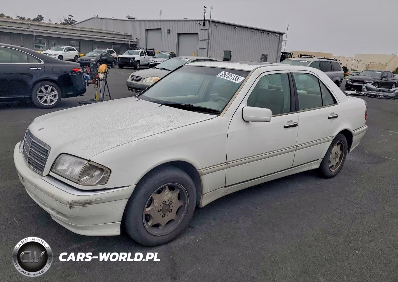 1999 Mercedes Benz C Class C300 4D Spor