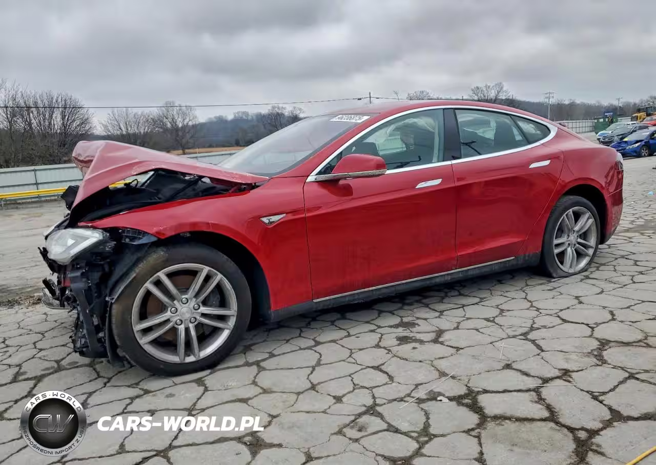 2015 Tesla Model S 85D