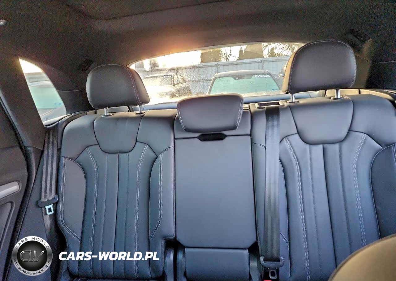 2025 Audi Q5 Premium 45 VIN:WA1GAAFY7S2040639 - 10