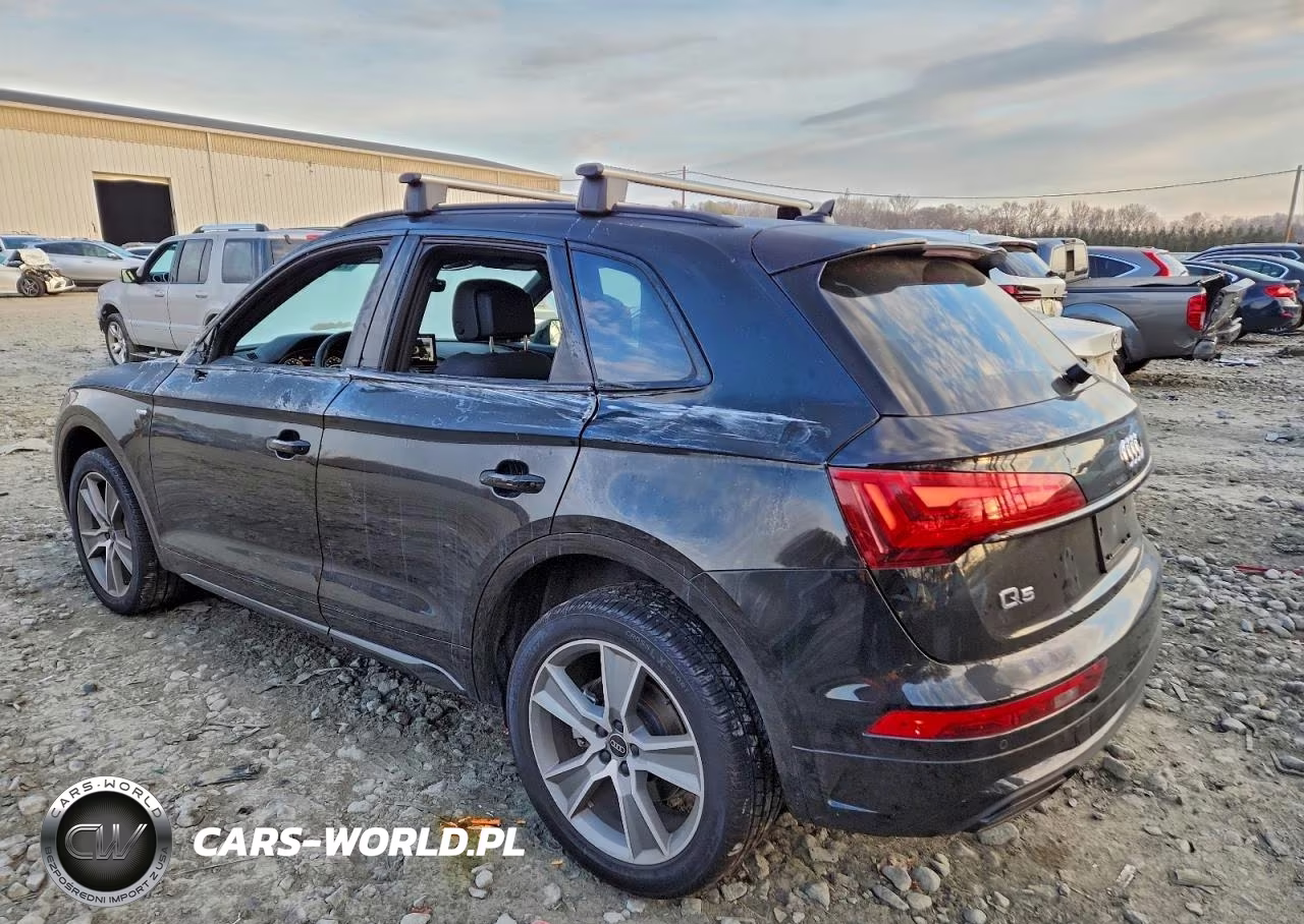 2025 Audi Q5 Premium 45 VIN:WA1GAAFY7S2040639 - 2
