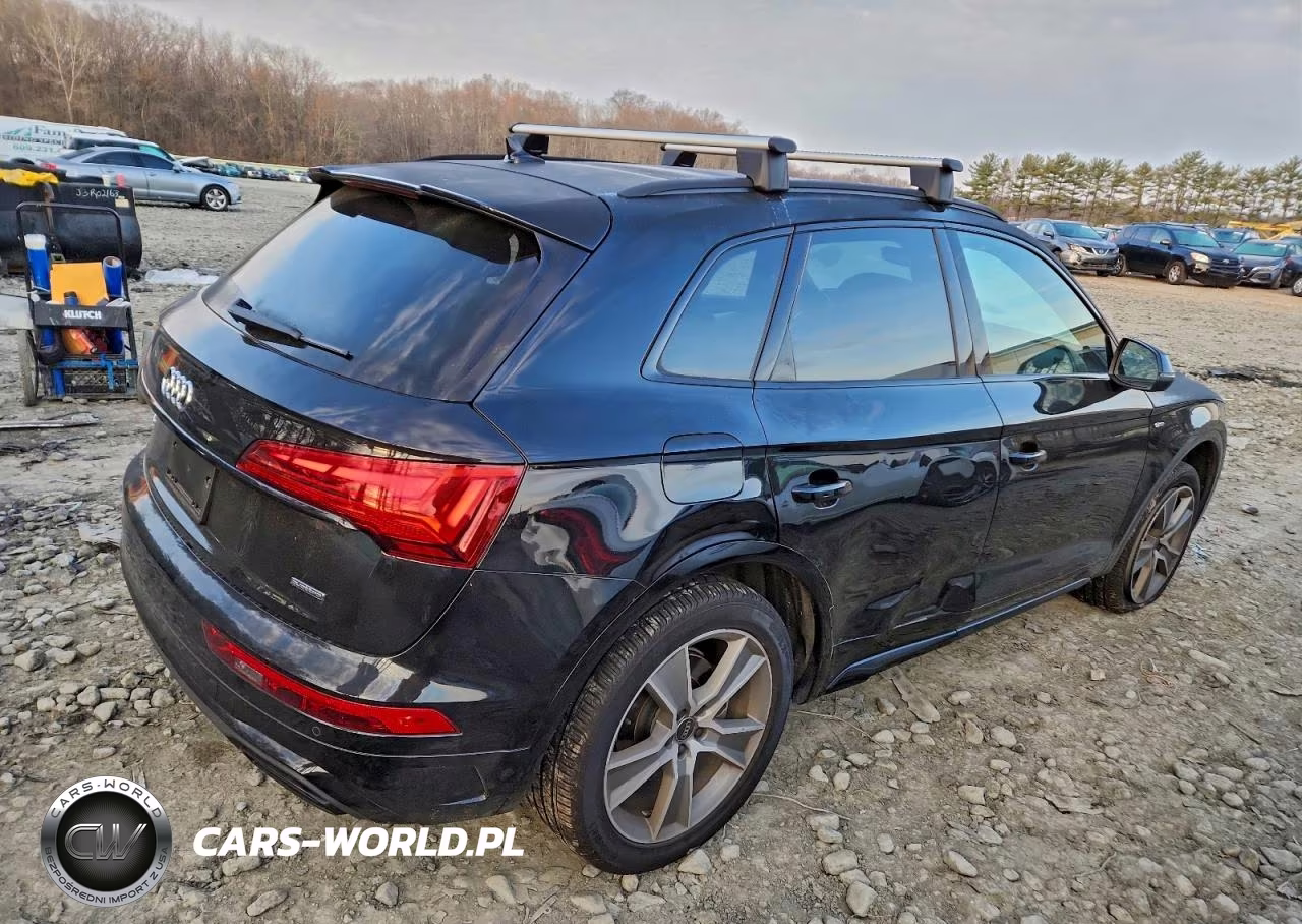 2025 Audi Q5 Premium 45 VIN:WA1GAAFY7S2040639 - 3