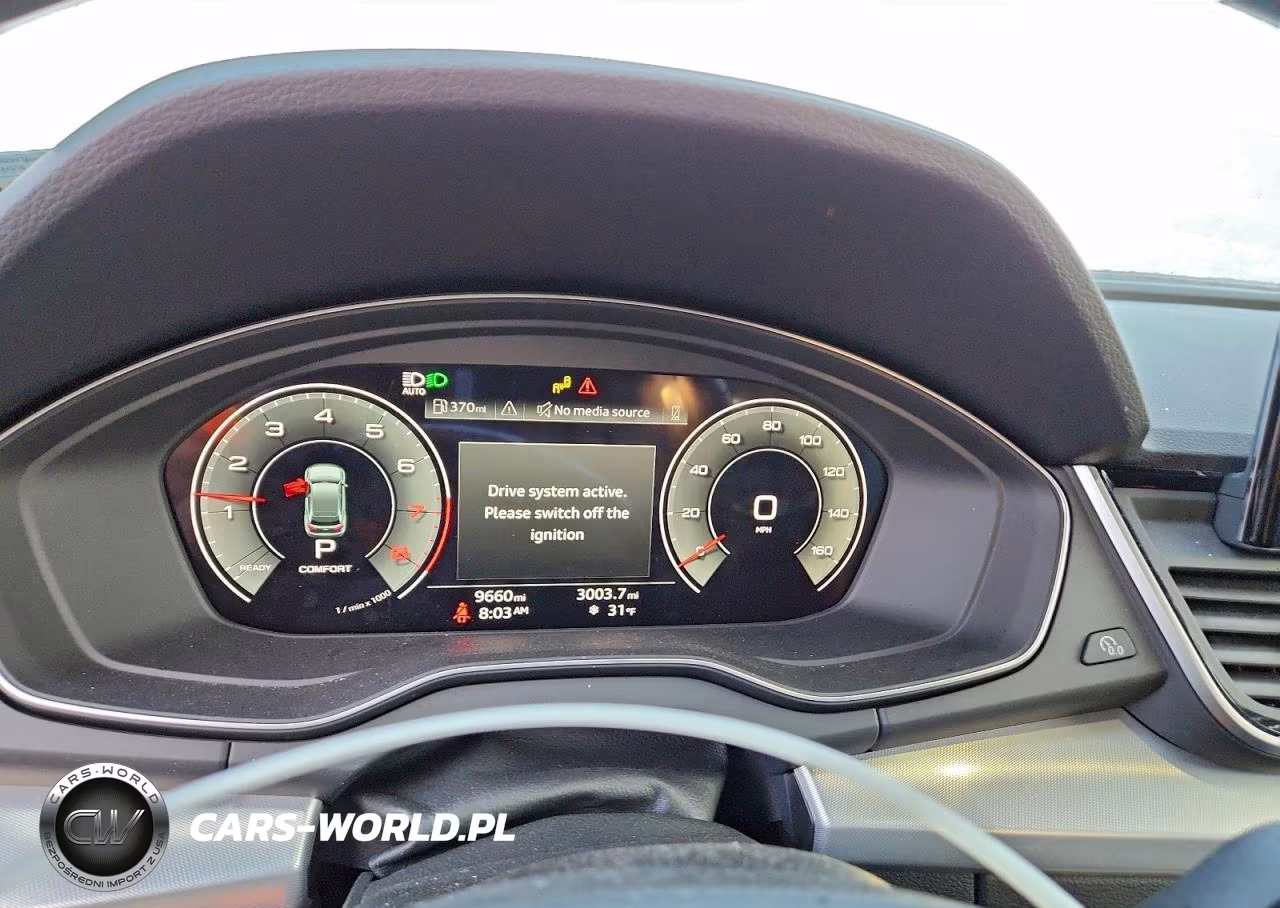 2025 Audi Q5 Premium 45 VIN:WA1GAAFY7S2040639 - 9