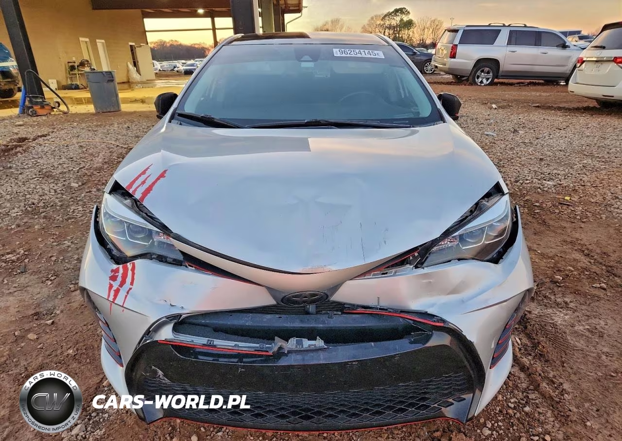 2018 Toyota Corolla VIN:5YFBURHE4JP842509 - 5