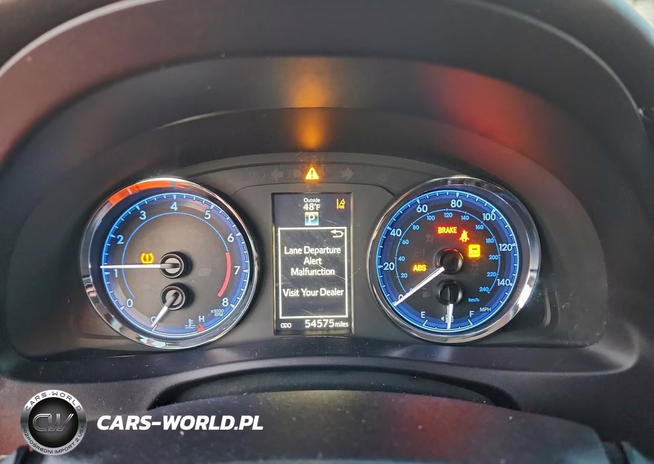 2018 Toyota Corolla VIN:5YFBURHE4JP842509 - 9