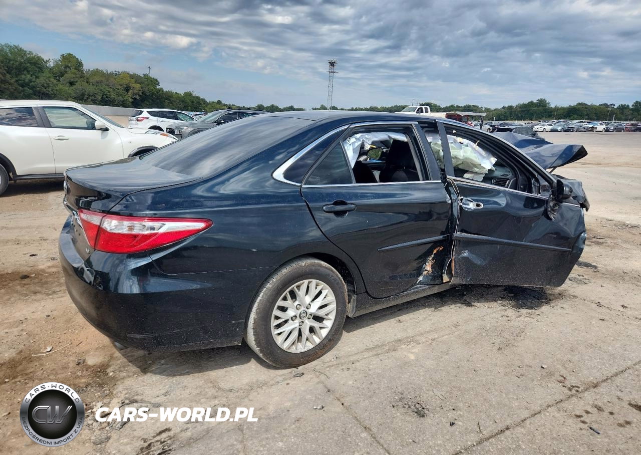 2016 Toyota Camry Le VIN:4T4BF1FK9GR536049 - 3
