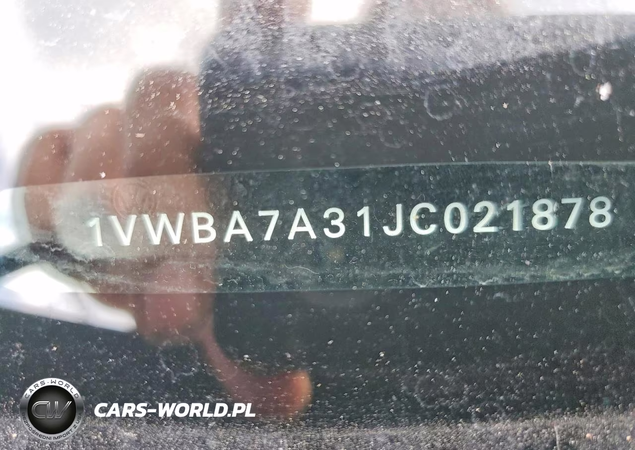 2018 Volkswagen Passat Se VIN:1VWBA7A31JC021878 - 13