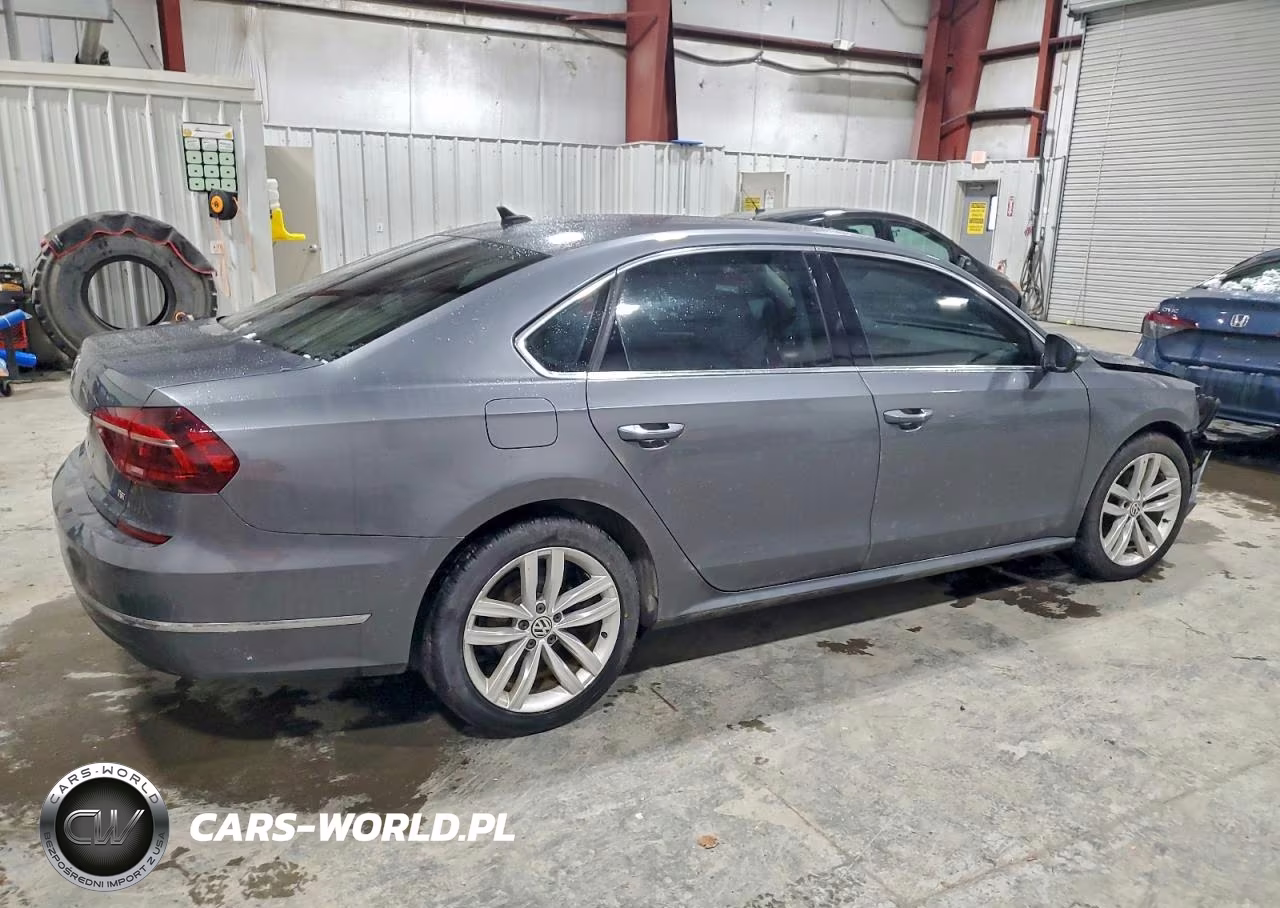 2018 Volkswagen Passat Se VIN:1VWBA7A31JC021878 - 3