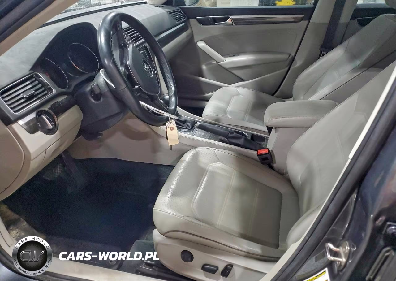 2018 Volkswagen Passat Se VIN:1VWBA7A31JC021878 - 7