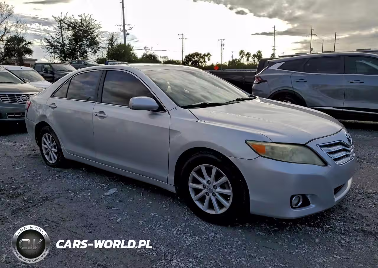 2010 Toyota Camry Se VIN:4T1BK3EK9AU109240 - 4