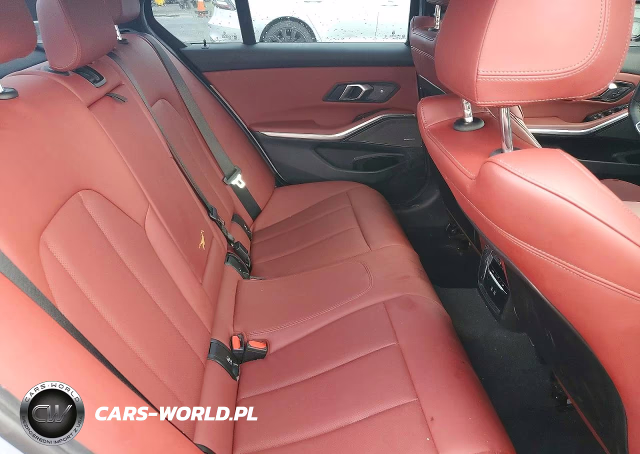 2025 BMW M340Xi VIN:3MW69FT08S8F20063 - 10