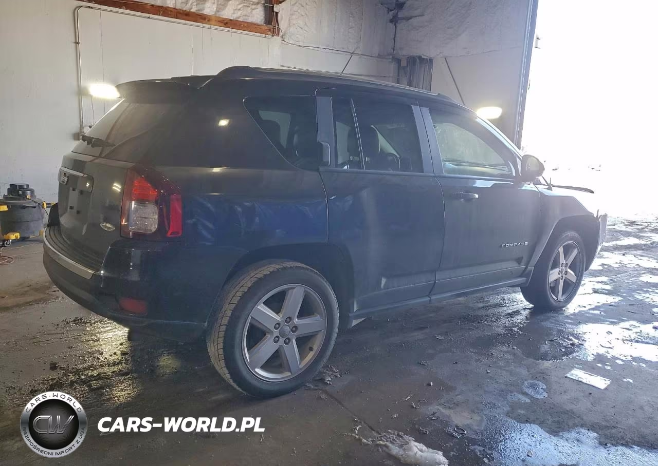 2014 Jeep Compass Latitude VIN:1C4NJCEA7ED729974 - 3