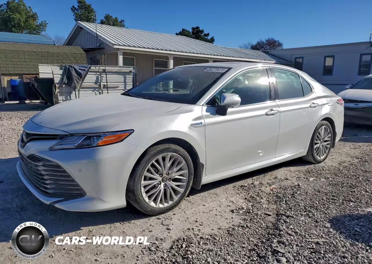 2019 Toyota Camry Hybrid